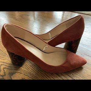 Ann Taylor factory block heel pumps